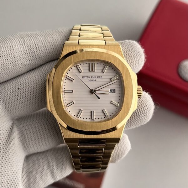 Patek Philippe Nautilus White Dial Men's Watch