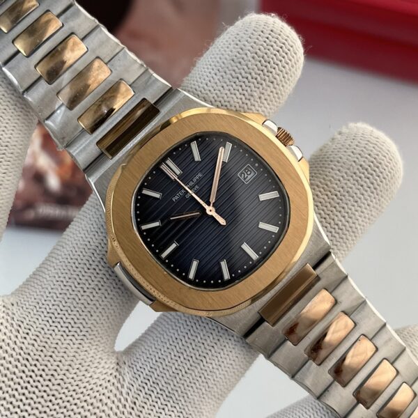 Patek Philippe Nautilus Men's
