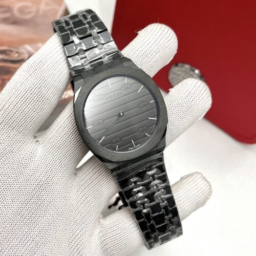 photo_2026-05-09_15-00-39 Gucci Black Dial All-Black Stainless Steel Slim Men's Watch