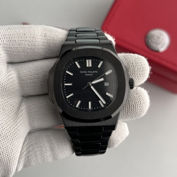 Patek Philippe Nautilus Black Dial Men's Watch